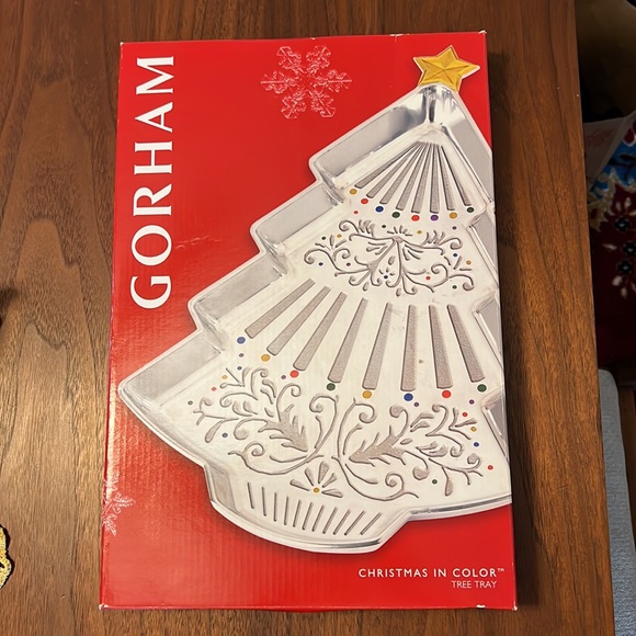 NIB Gorham Christmas in Color Tree Tray. - Picture 5 of 7